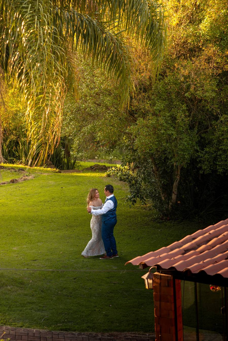 Milena e Jhonatan no casamento religioso — João e Kaw Fotografias